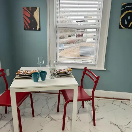 Private Room In A Shared Apt Middletown Near Wesley Uni Exterior photo