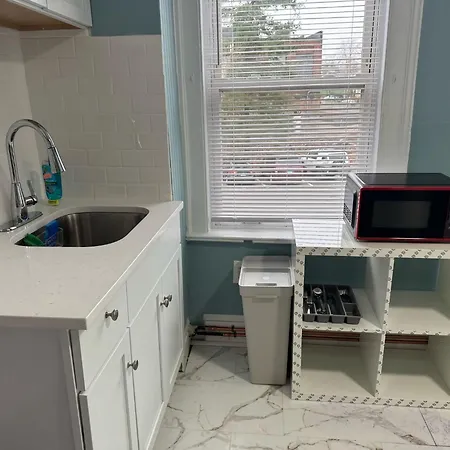 Private Room In A Shared Apt Middletown Near Wesley Uni Exterior photo