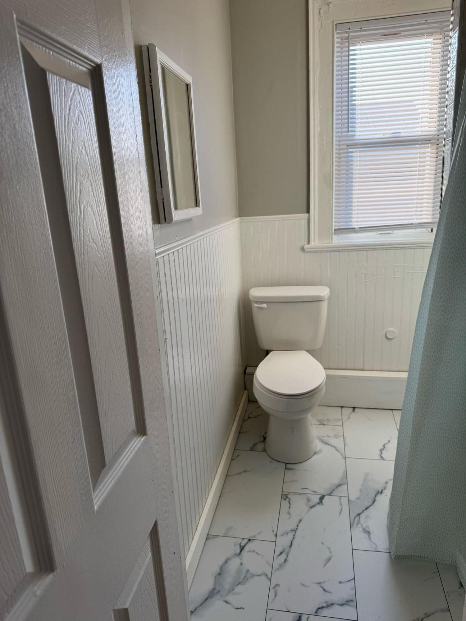 Private In A Shared Near Wesley Uni Homestay
