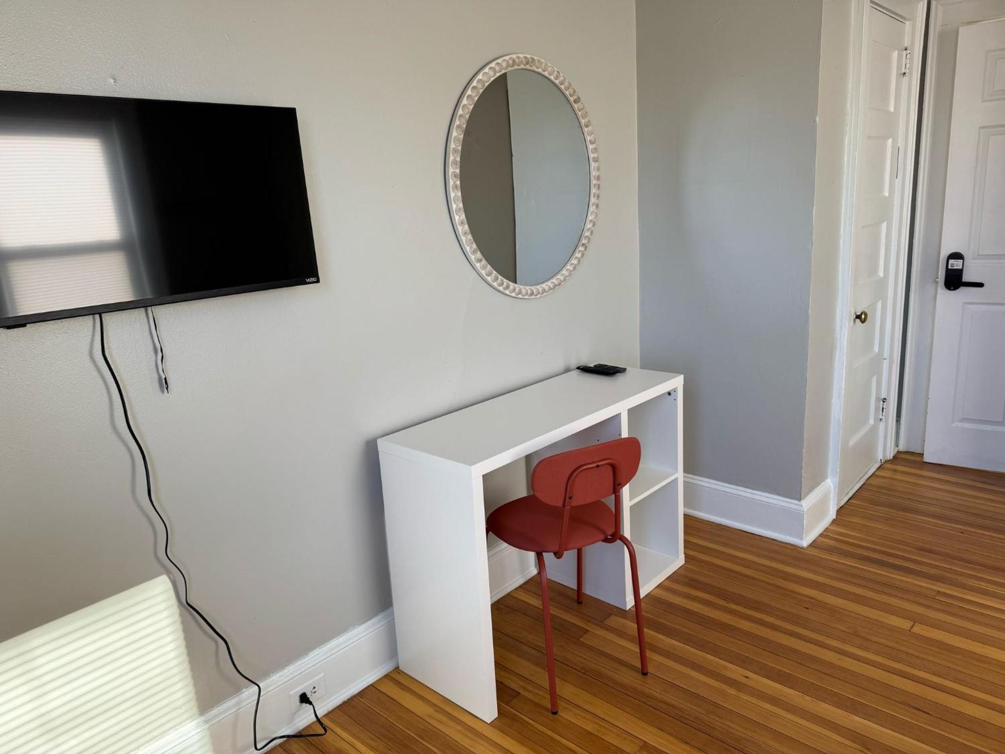 Homestay Private In A Shared Near Wesley Uni